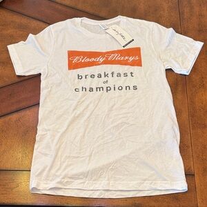 Casual White Graphic Tee